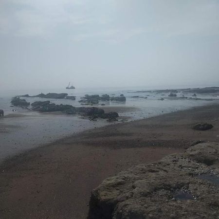 דוליש Seaside Guest House A Stone'S Throw From The Beach מראה חיצוני תמונה